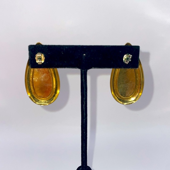 Vintage Gold Tone Teardrop Enamel Swirl Dangle Drop Statement Earrings - Picture 3 of 3